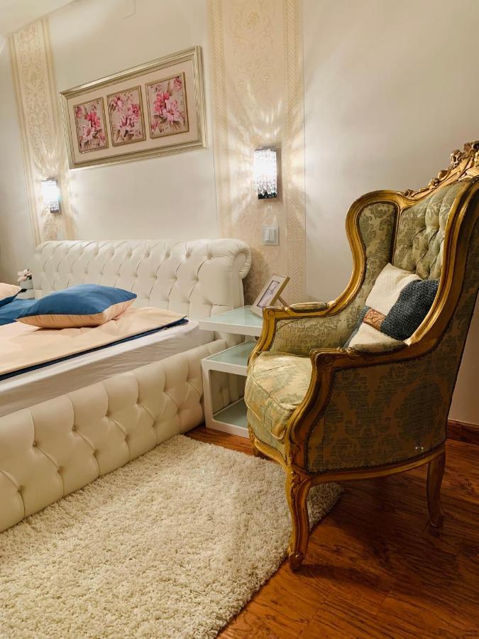 Casa Central Luxury Oradea Exterior foto