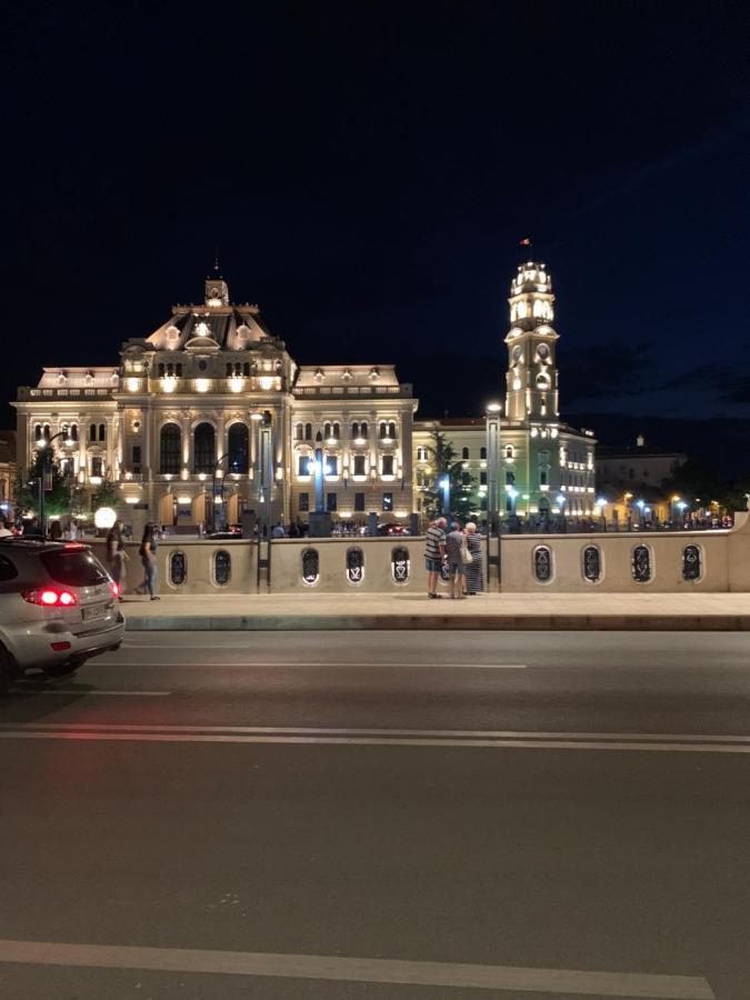 Casa Central Luxury Oradea Exterior foto